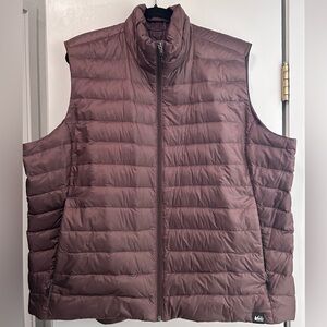 REI Women's 3X Puffer Vest in Mauve
